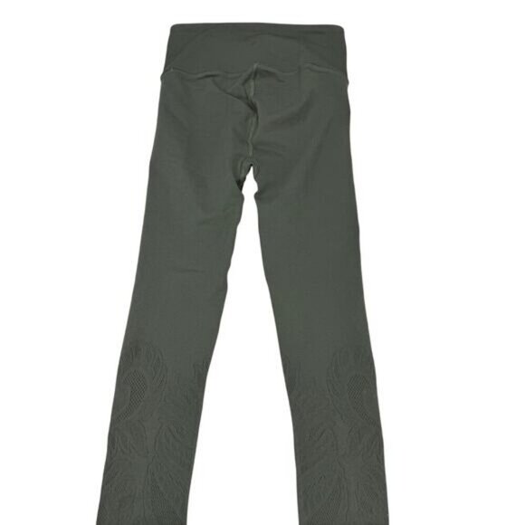 LULULEMON Reveal Tight *Lattice Paisley 28" Size 4 Evergreen - Picture 7 of 9